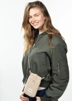 Bugbane Phone Bag Handytasche aus Kunstpelz mit Kordel