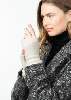 Fhearna Fingerless Gloves Fingerlose Fäustlinge in einfarbiger Farbe