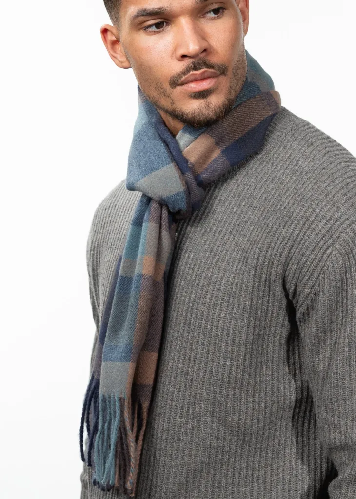 Ketill Scarf Herrenschal mit Karomuster