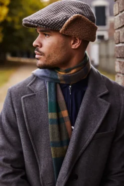 Ketill Scarf Herrenschal mit Karomuster