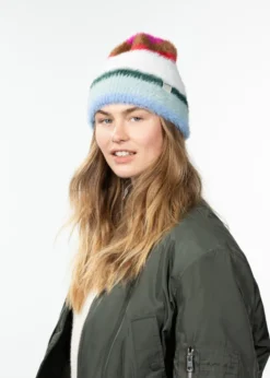 Kumana Beanie Weicher Damenhut mit Streifen