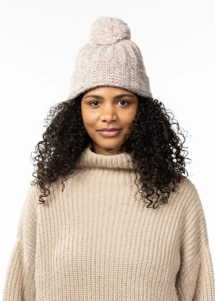 Pasque Beanie Damenhut mit Bommel