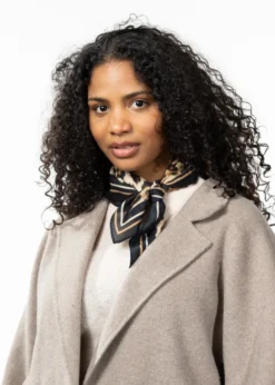 Rigga Scarf Quadratischer Schal