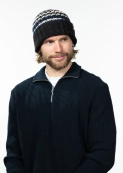 Stelviors Beanie Wintermütze mit Streifen